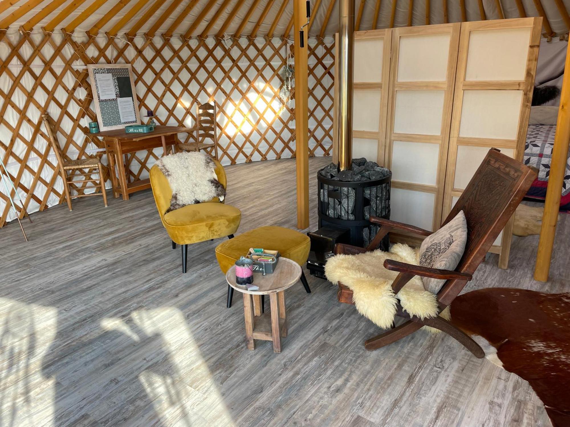 Luxe Yurt Hotel Koudekerke Exterior photo
